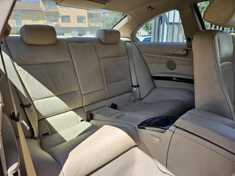 BMW Serie 3 320d Coupe Attiva 177cv