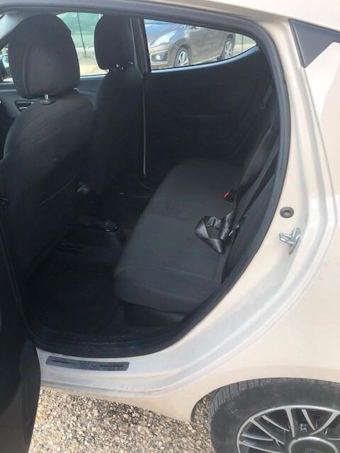 Lancia Ypsilon 1.2 69 CV 5 porte S&S Gold