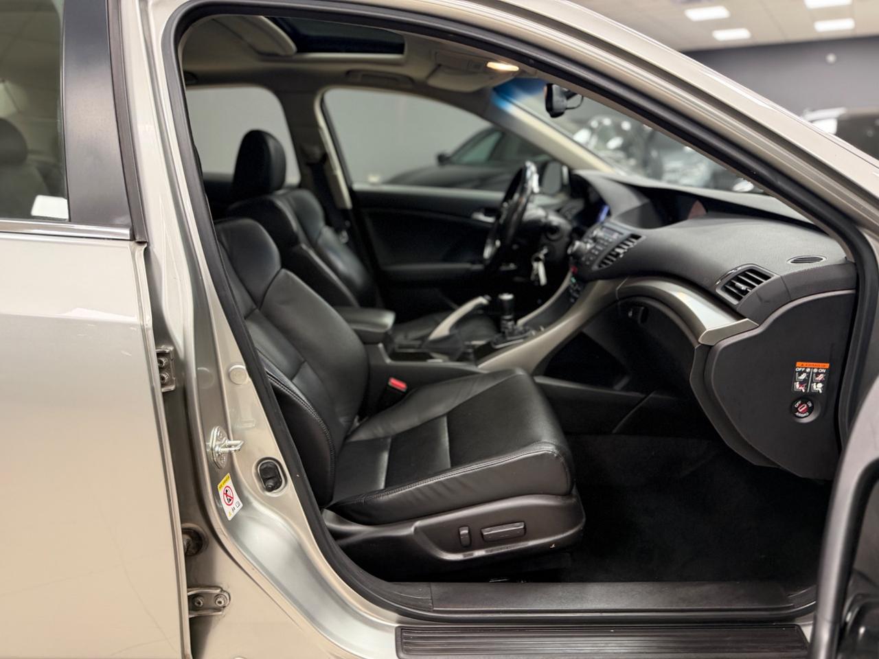 Honda Accord 2.2 i-CTDi Exec. 30th