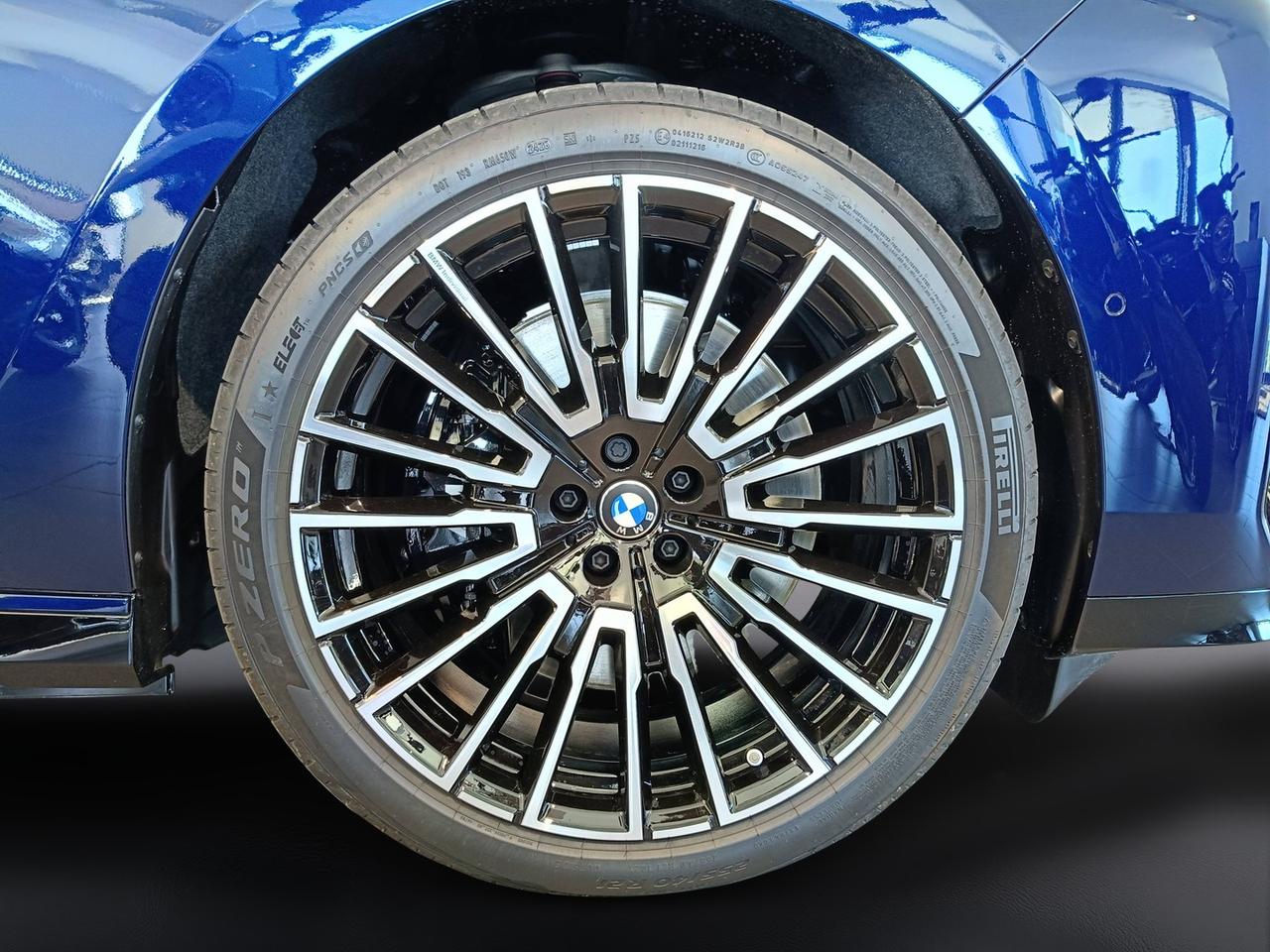 BMW BMW i7 60 xDrive Berlina