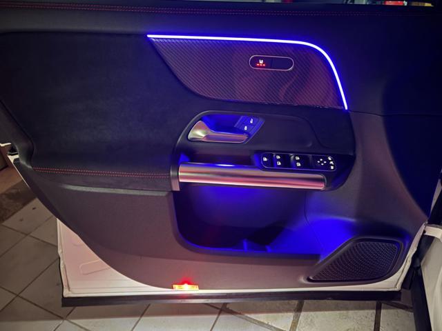 MERCEDES-BENZ GLA 200 d Automatic Premium Amg TETTO-PACK NIGHT