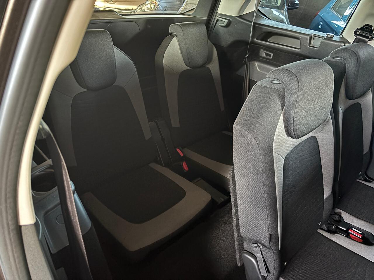 Citroen Grand C4 Picasso 1.6 BlueHDi 120 S&S EAT6 EXCLUSIVE