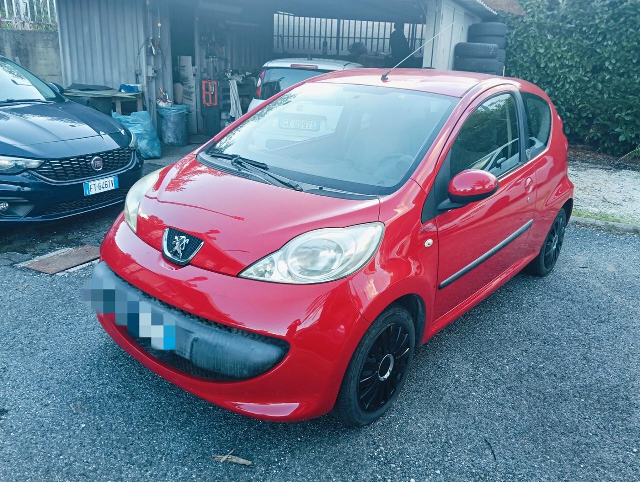 Peugeot 107 1.0 68CV 3p. Plaisir