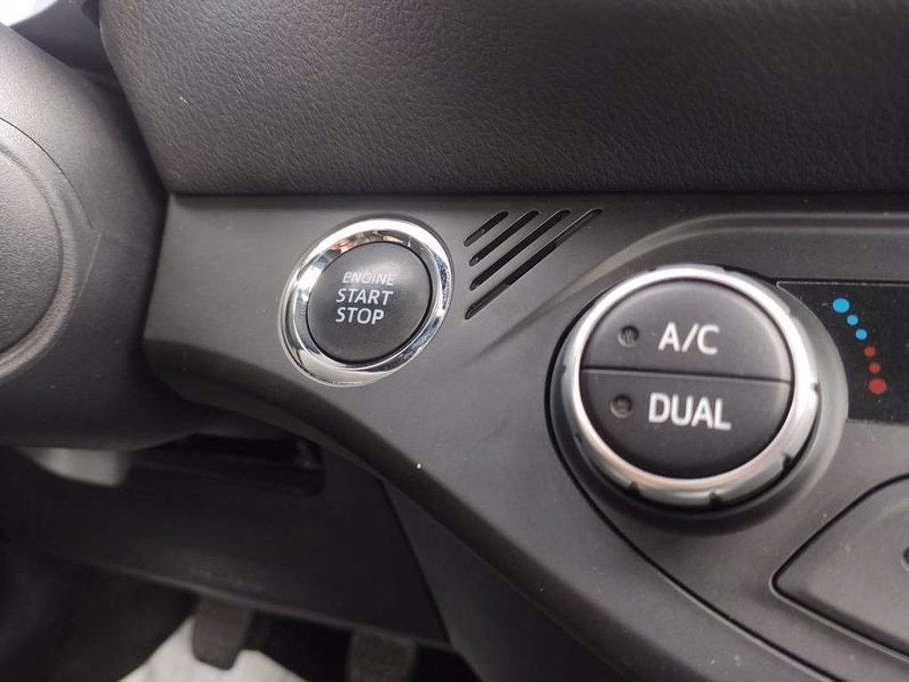 TOYOTA Yaris 1.4 D-4D 5 porte Lounge del 2017