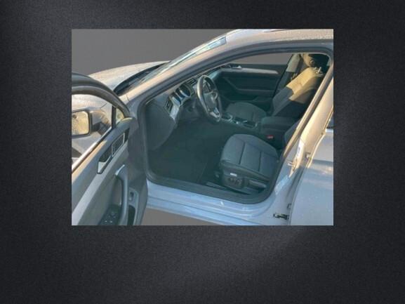 VOLKSWAGEN PASSAT VARIANT 2.0 TDI DSG BUSINESS