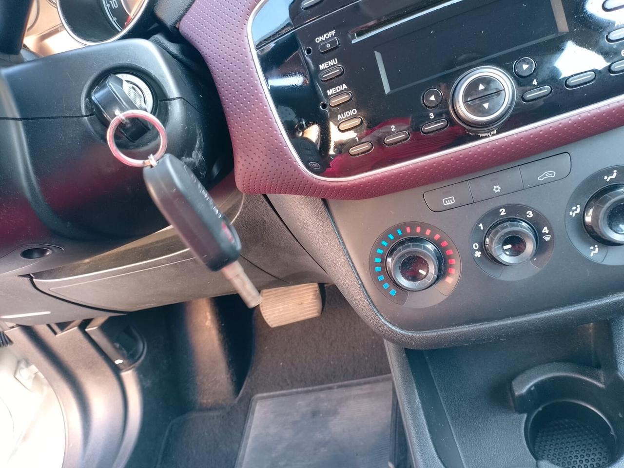 Punto Evo 1,4 Benzina 8V. Cambio Automatico