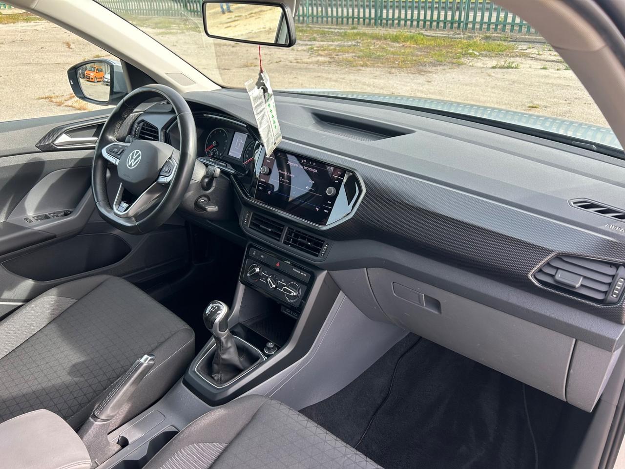 Volkswagen T-Cross 1.0 TSI R line