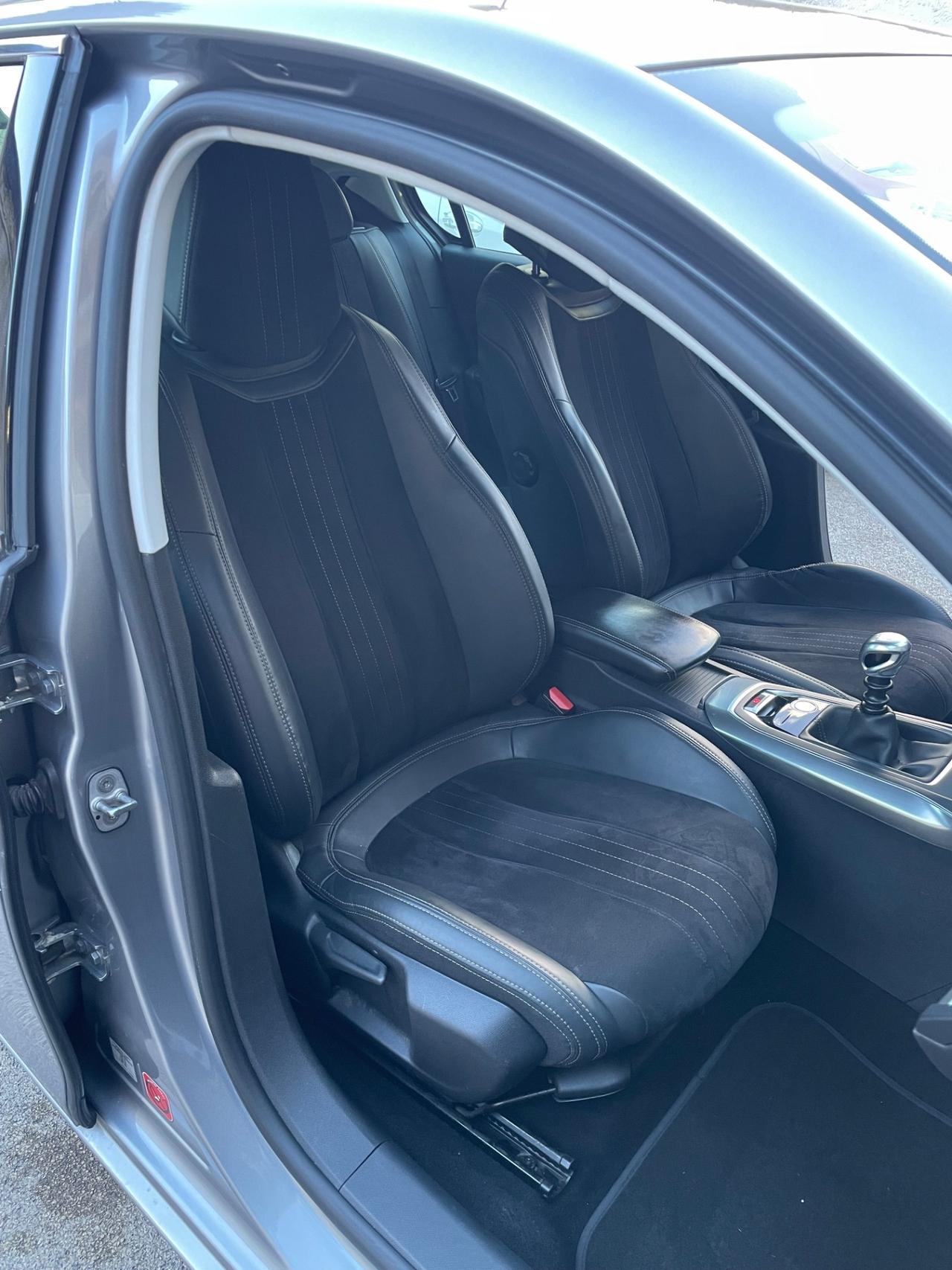 Peugeot 308 1.6 e-HDi 115 CV Stop&Start Allure Full dal nord Italia