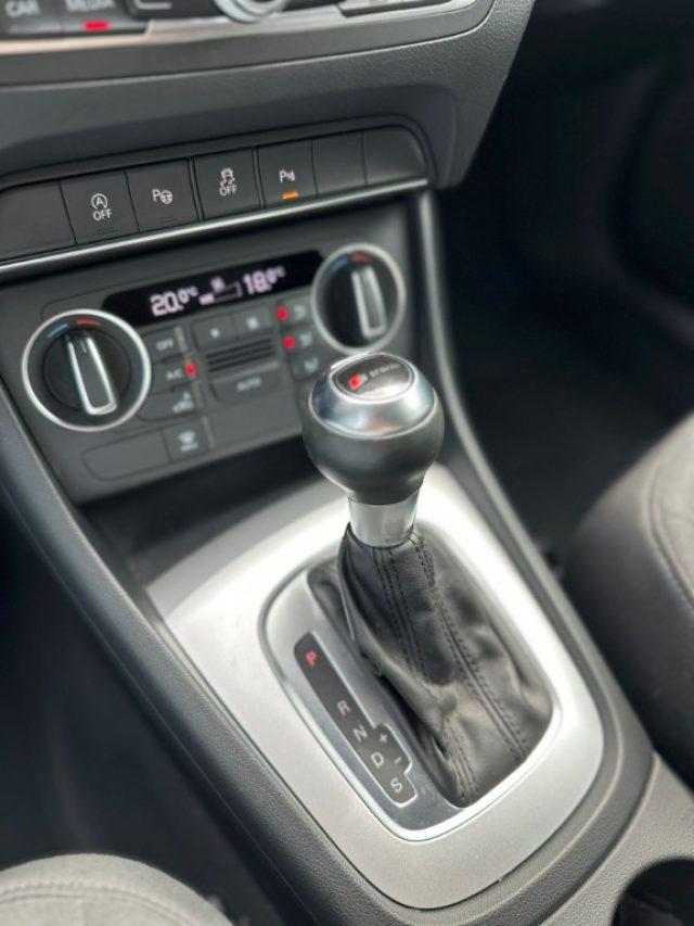 AUDI Q3 2.0 TDI 150 CV Business
