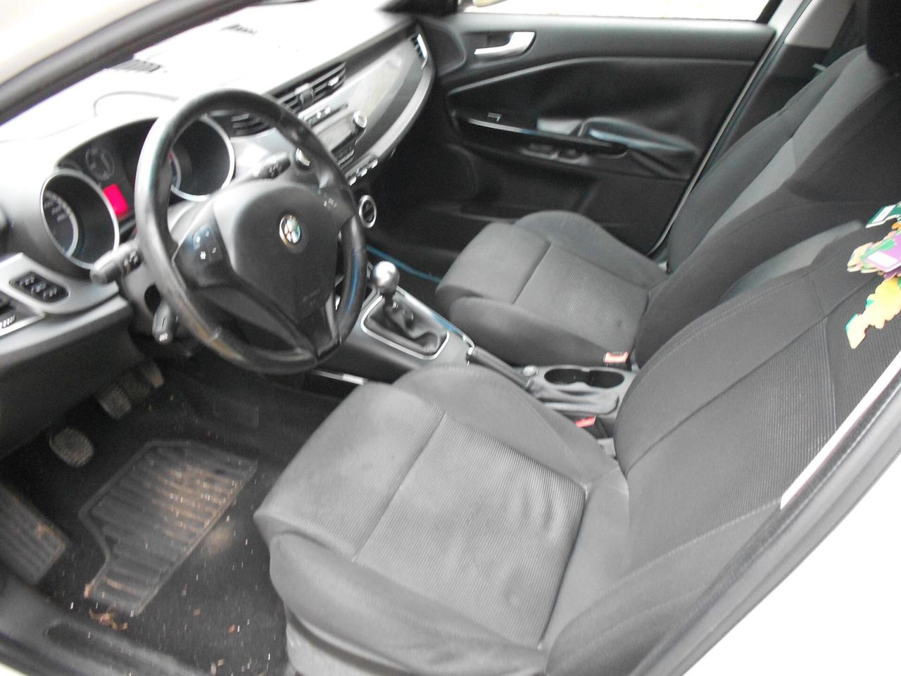 Alfa Romeo Giulietta 1.6 JTDm-2 105 CV Distinctive