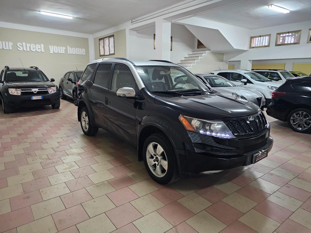 Mahindra XUV500 2.2 16V AWD W8