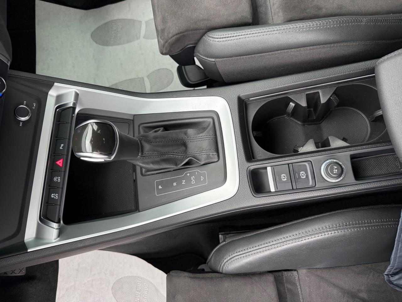 Audi Q3 40 TDI quattro S tronic 190CV .GANCIO TRAINO