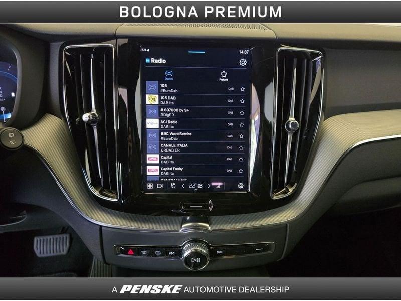 Volvo XC60 XC60 B5 AWD automatico Plus Dark