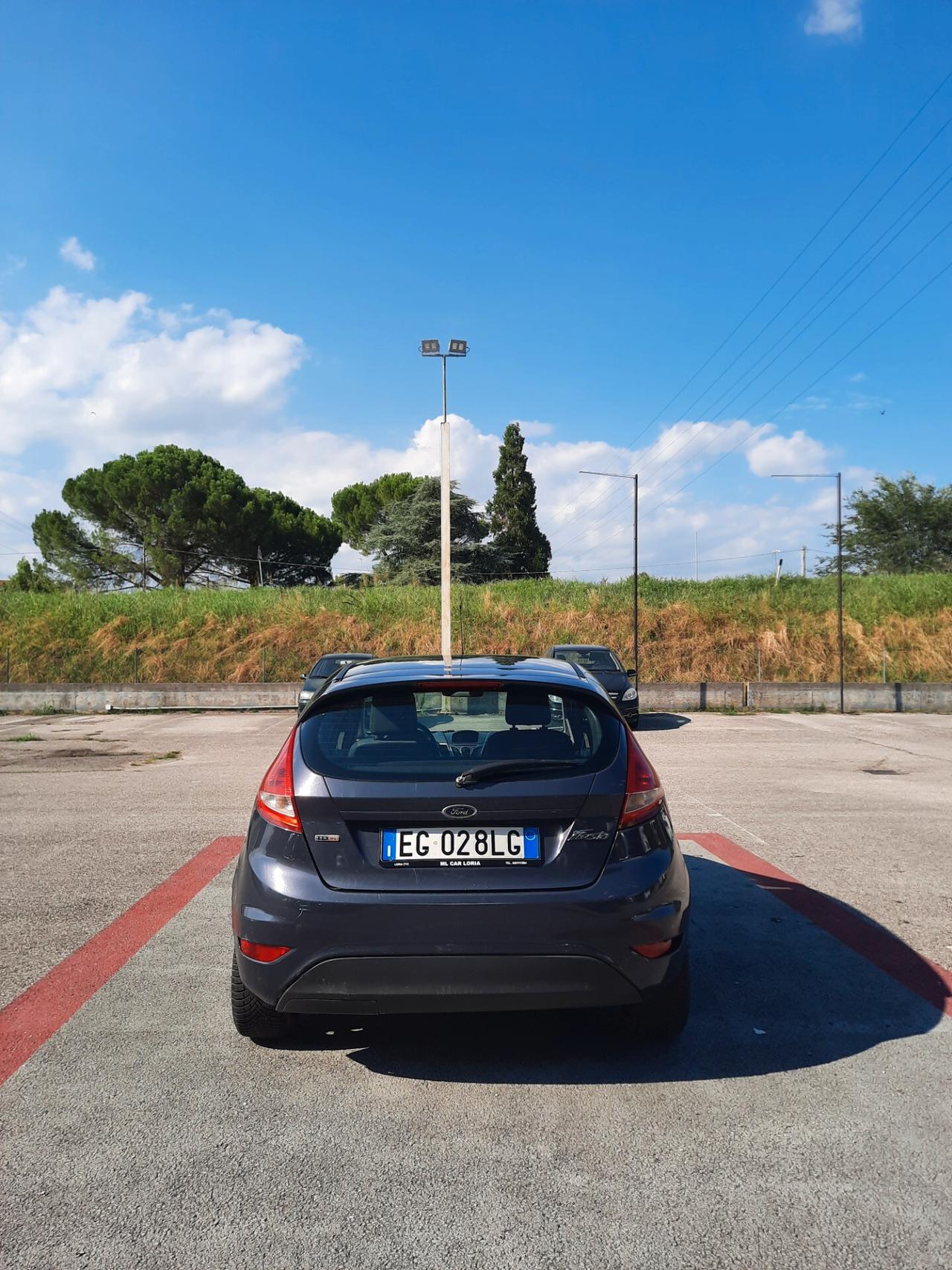 Ford Fiesta 1.4 TDCi 5p. Titanium OK NEOPATENTATI
