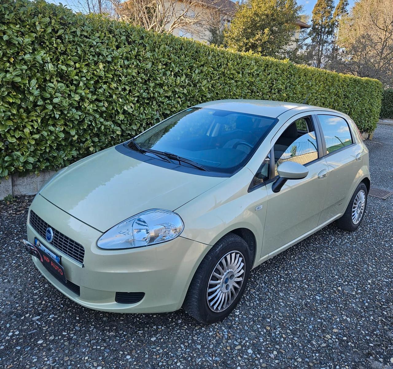 fiat grande punto 1.2 NEOPATENTATI