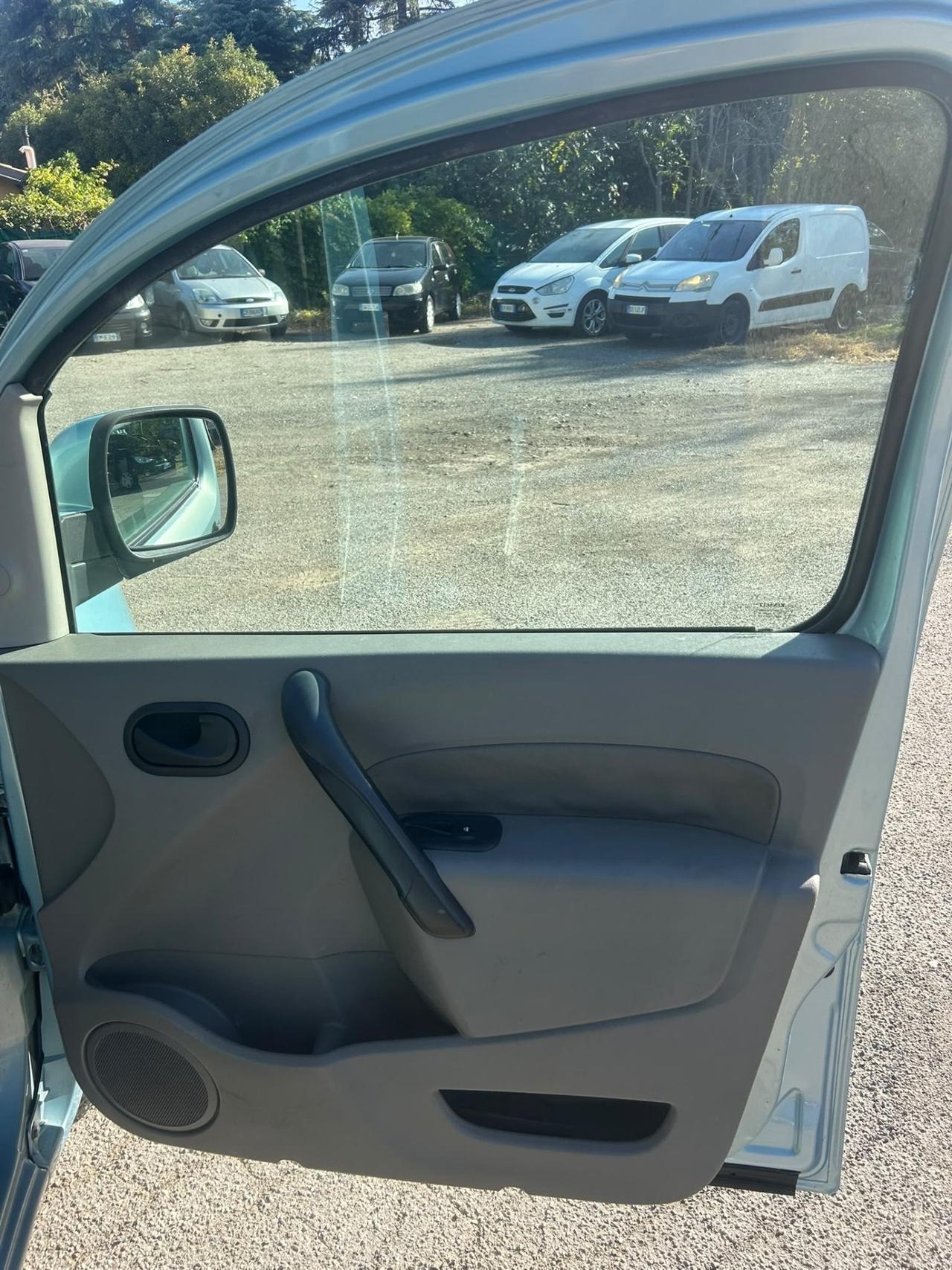 Renault Kangoo 1.6 cc Benzina/GPL 80.000 km GPL 2032