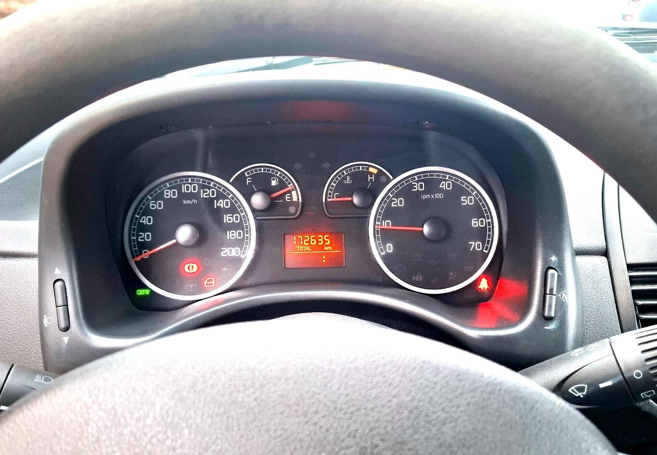 FIAT PUNTO CLASSIC 1.3 MJT 3 porte Active