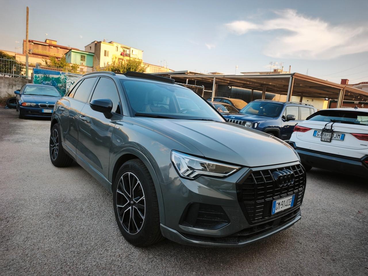 Audi Q3 35 TDI S tronic line edition tetto panoramico