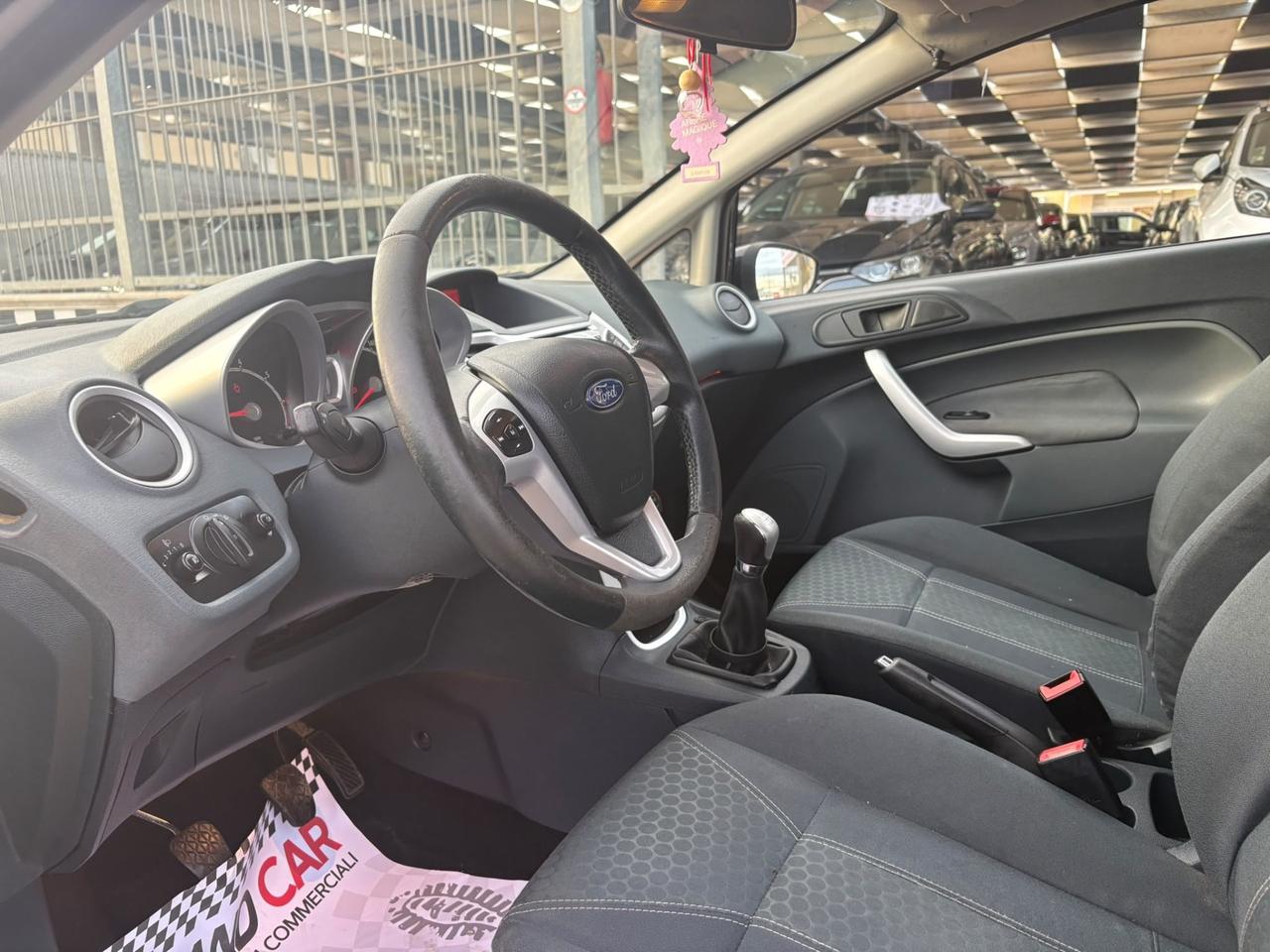 Ford Fiesta 1.2 3 porte Titanium 2010