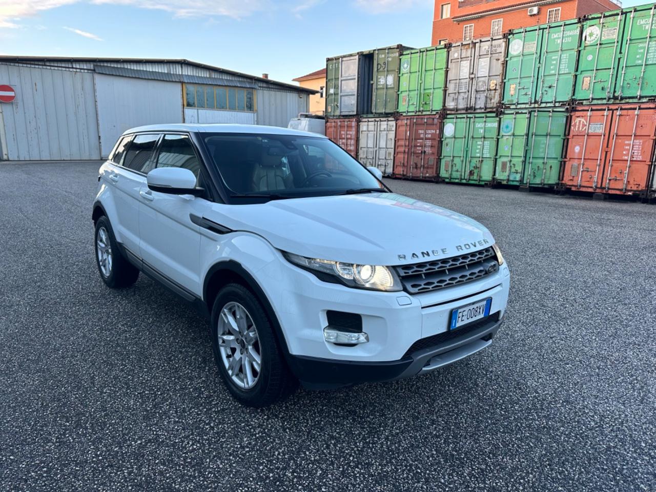 Land Rover Range Rover Evoque 2.2 TD4 5p. Pure