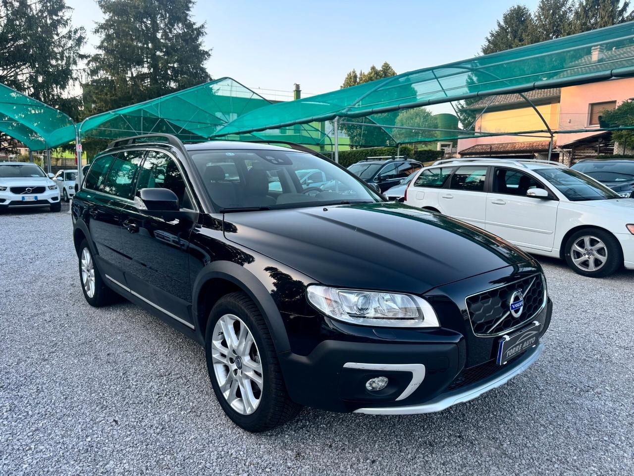 Volvo XC 70 XC70 D5 AWD Geartronic Momentum