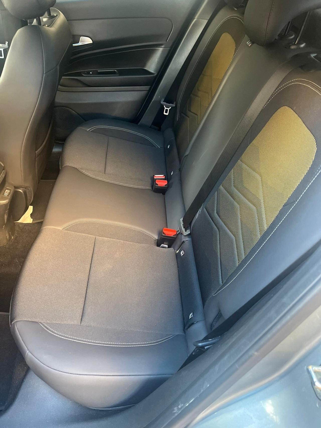 Jeep Avenger 1.2 Turbo 100 CV Summit