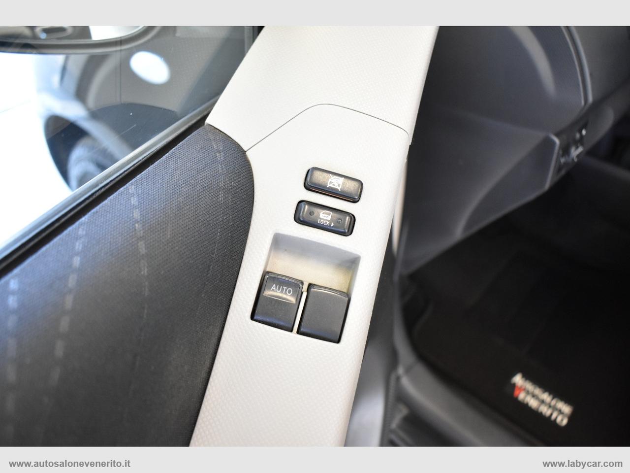 TOYOTA Yaris 1.4 D-4D 5p. Sol