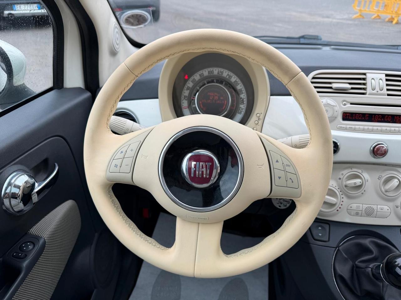 Fiat 500 1.2 BENZ 69CV LOUNGE 2011