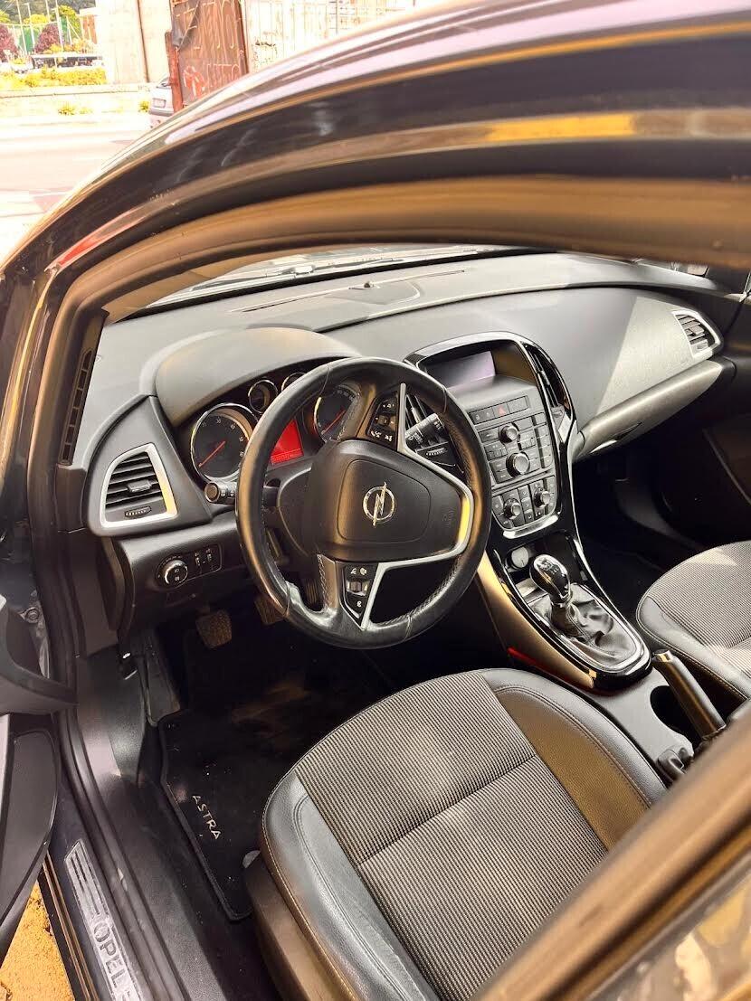 Opel Astra 1.6 CDTI EcoFLEX S&S 5 porte Cosmo NEOPATENTATI
