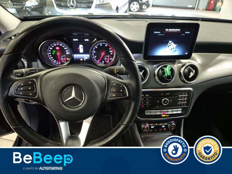 Mercedes-Benz GLA 200 SPORT AUTO