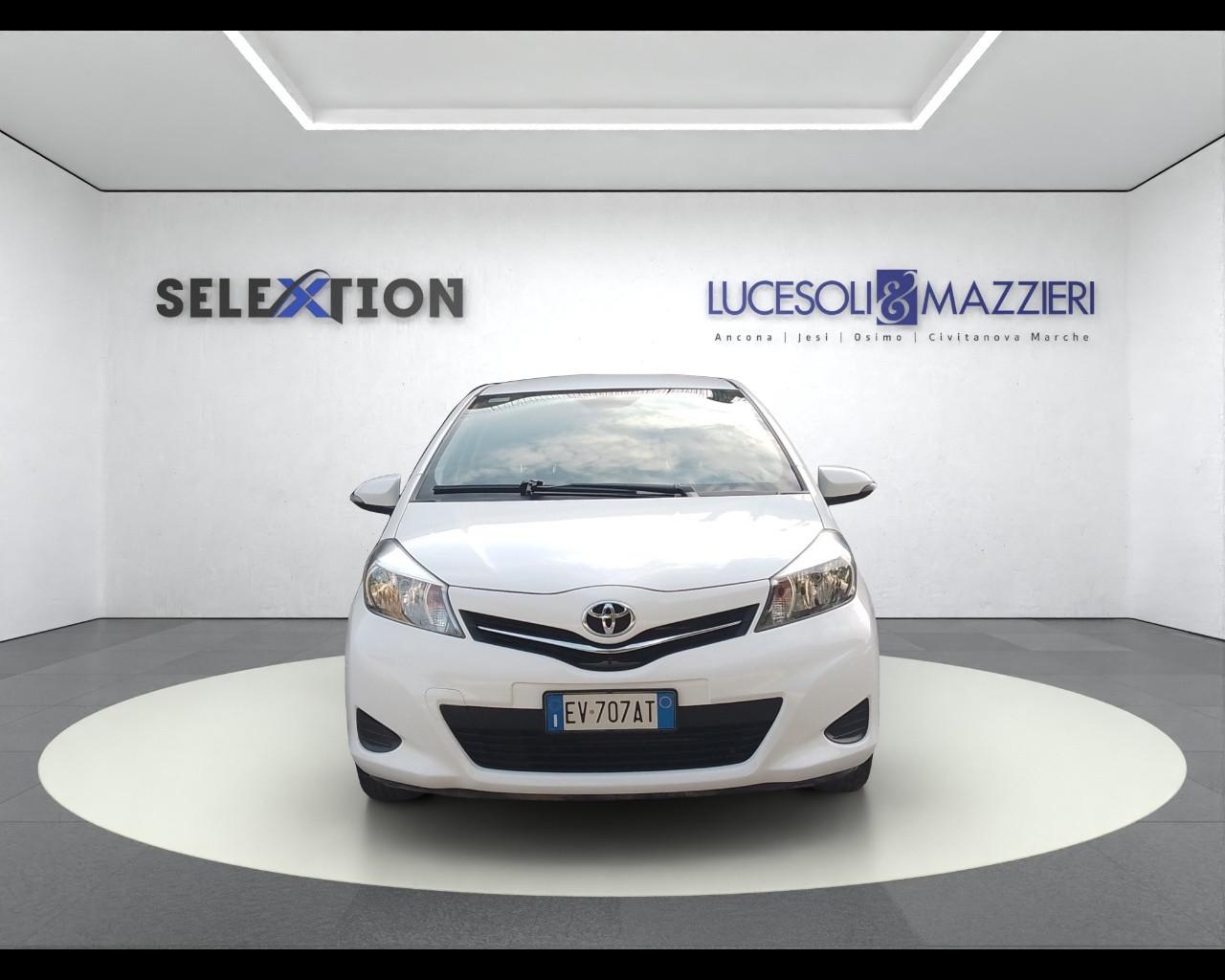 TOYOTA Yaris 3ª serie - Yaris 1.0 3 porte Active