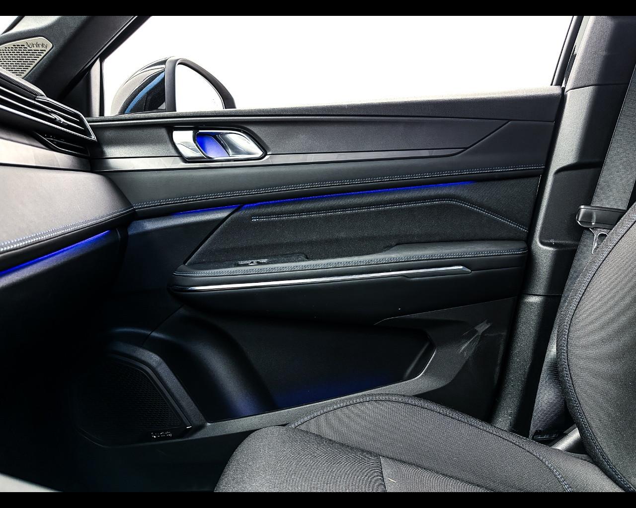 LYNK&CO 01 - 01 PHEV