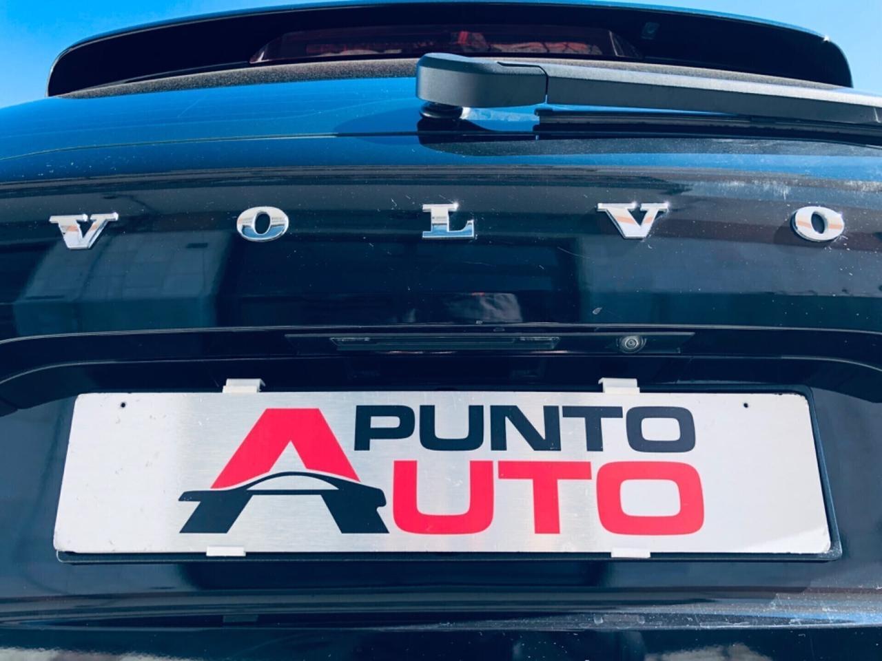 Volvo XC60 B4 D HYRBID AWD 80MILAKM NERA