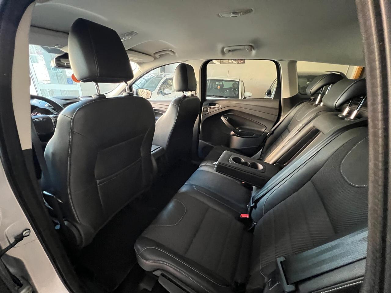 Ford Kuga 2.0 TDCI 120 CV S&S 2WD Titanium