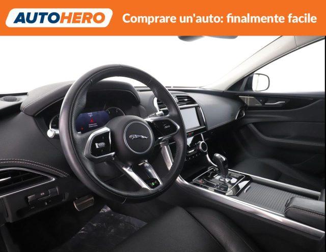 JAGUAR XE 2.0 D 204 CV aut. R-Dynamic Black