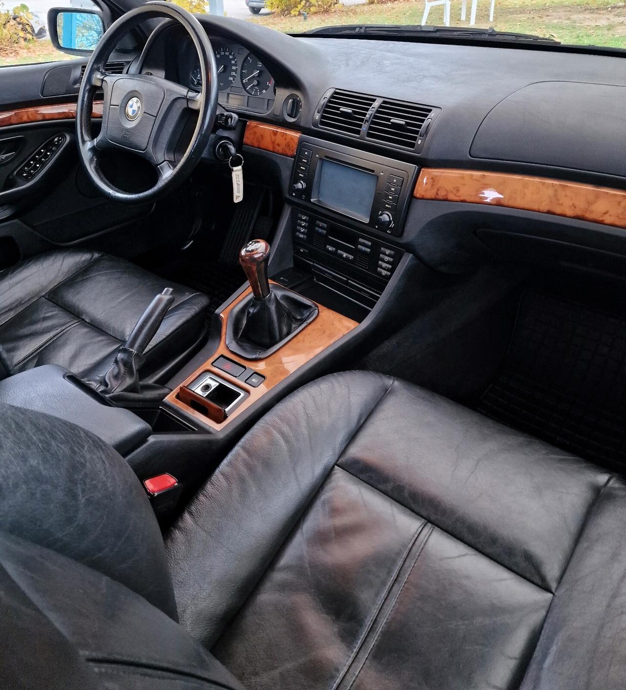 Bmw 525 525tds turbodiesel cat Touring Attiva