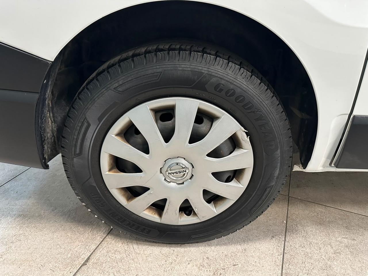 Nissan Primastar 2.0 dCi 110CV PC-TN Bus