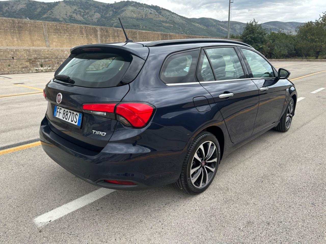 Fiat Tipo 1.4 T-Jet 120CV GPL SW Lounge