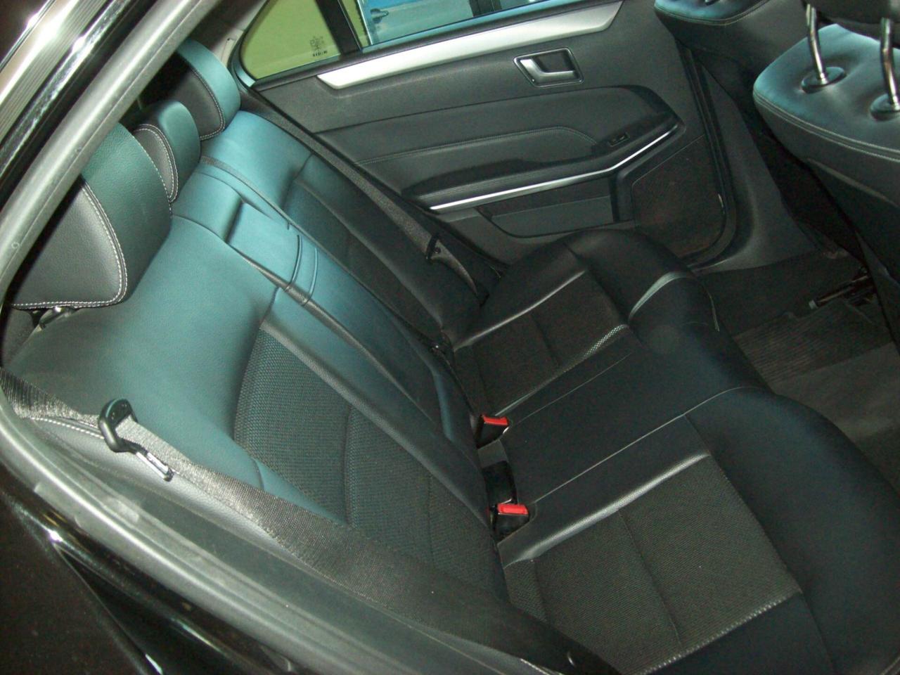 Mercedes-benz E 220 BlueTEC 4Matic Automatic Premium