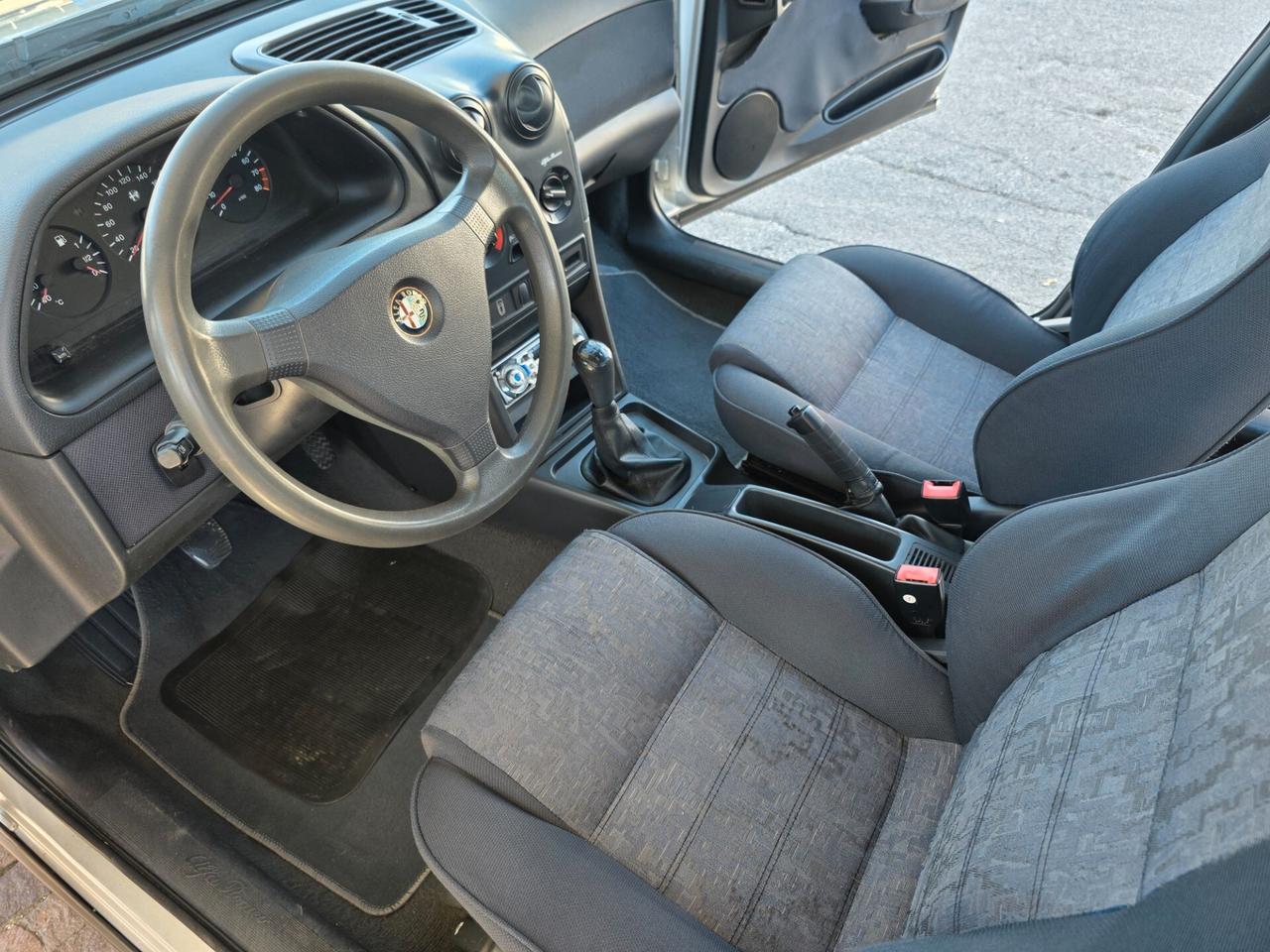 Alfa Romeo 146 1.4i 16V 103cv Twin Spark cat con 138.000km