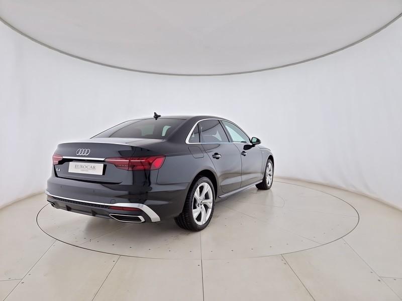 Audi A4 30 2.0 tdi mhev s line edition 136cv s-tronic