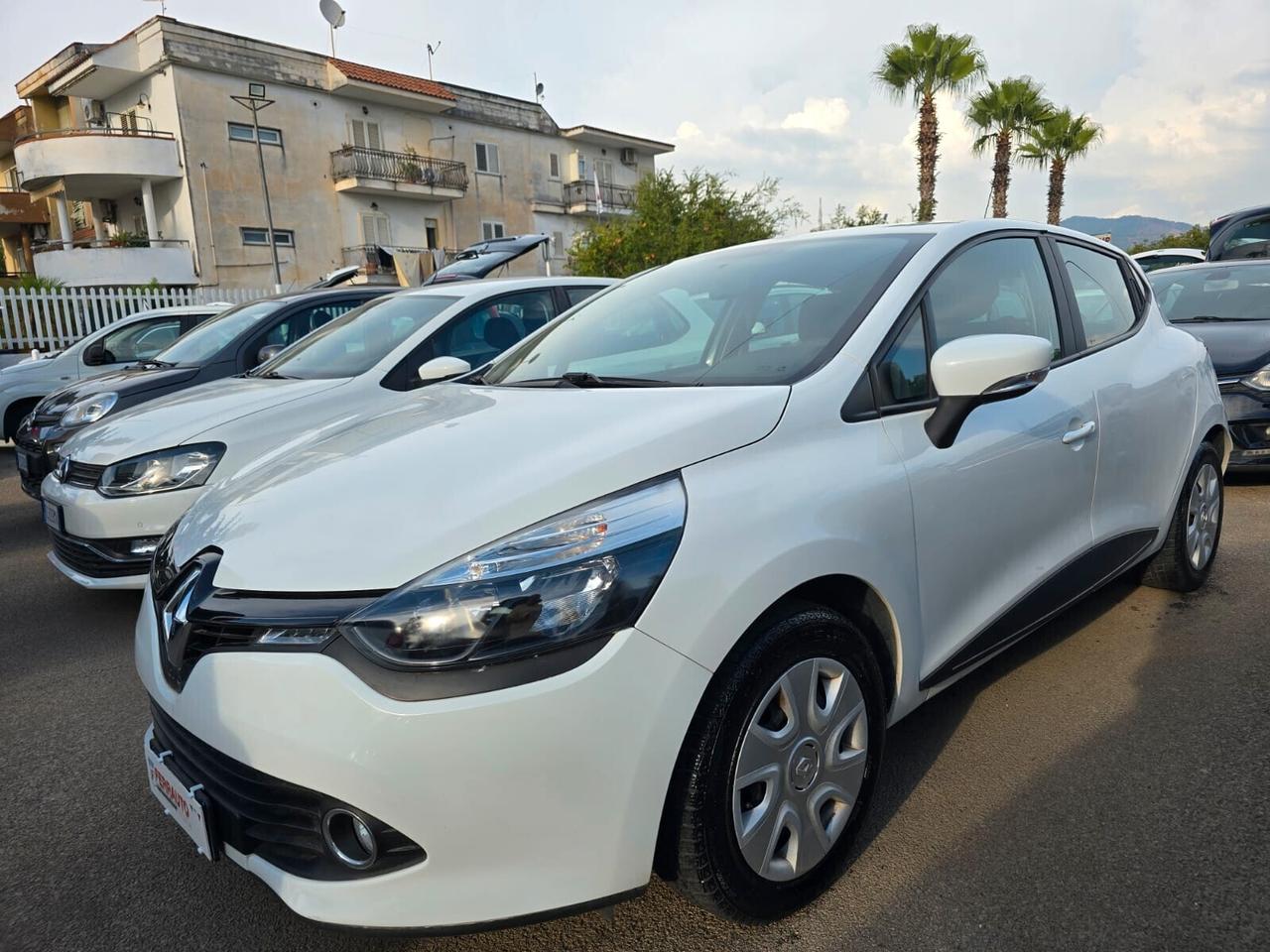 RENAULT CLIO 1.2 75CV GPL DI SERIE LIVE 5PORTE