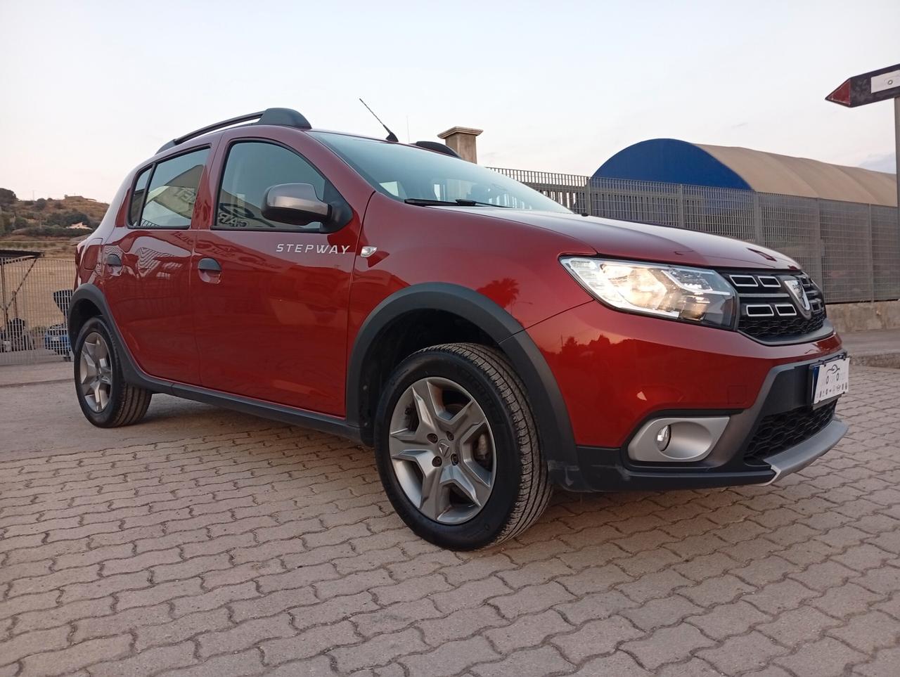 Dacia Sandero Streetway 1.0 TCe 100 CV ECO-G Comfort