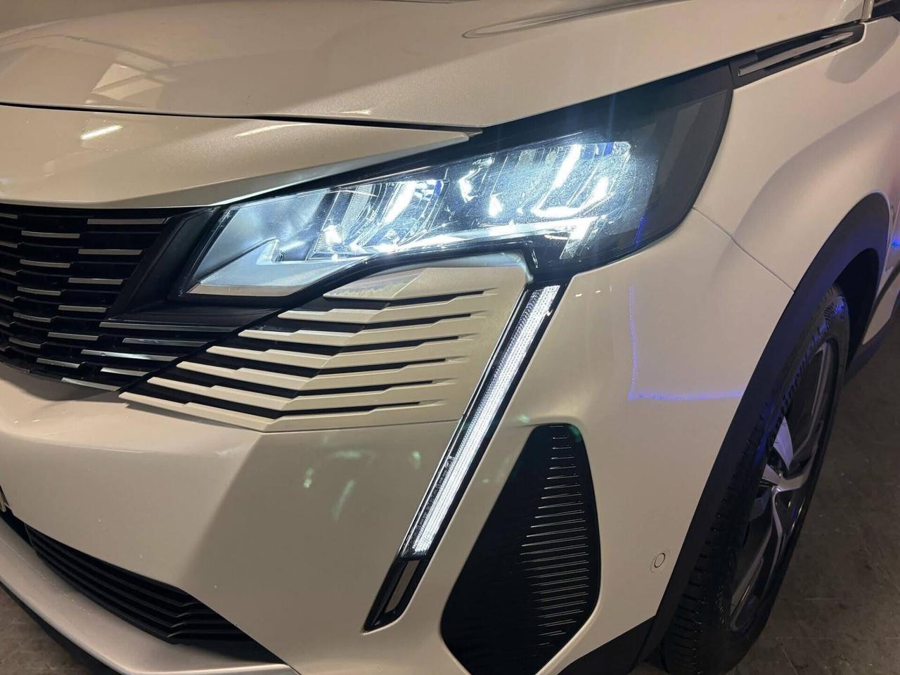 Peugeot 3008 BlueHDi 130 S&S EAT8 Allure