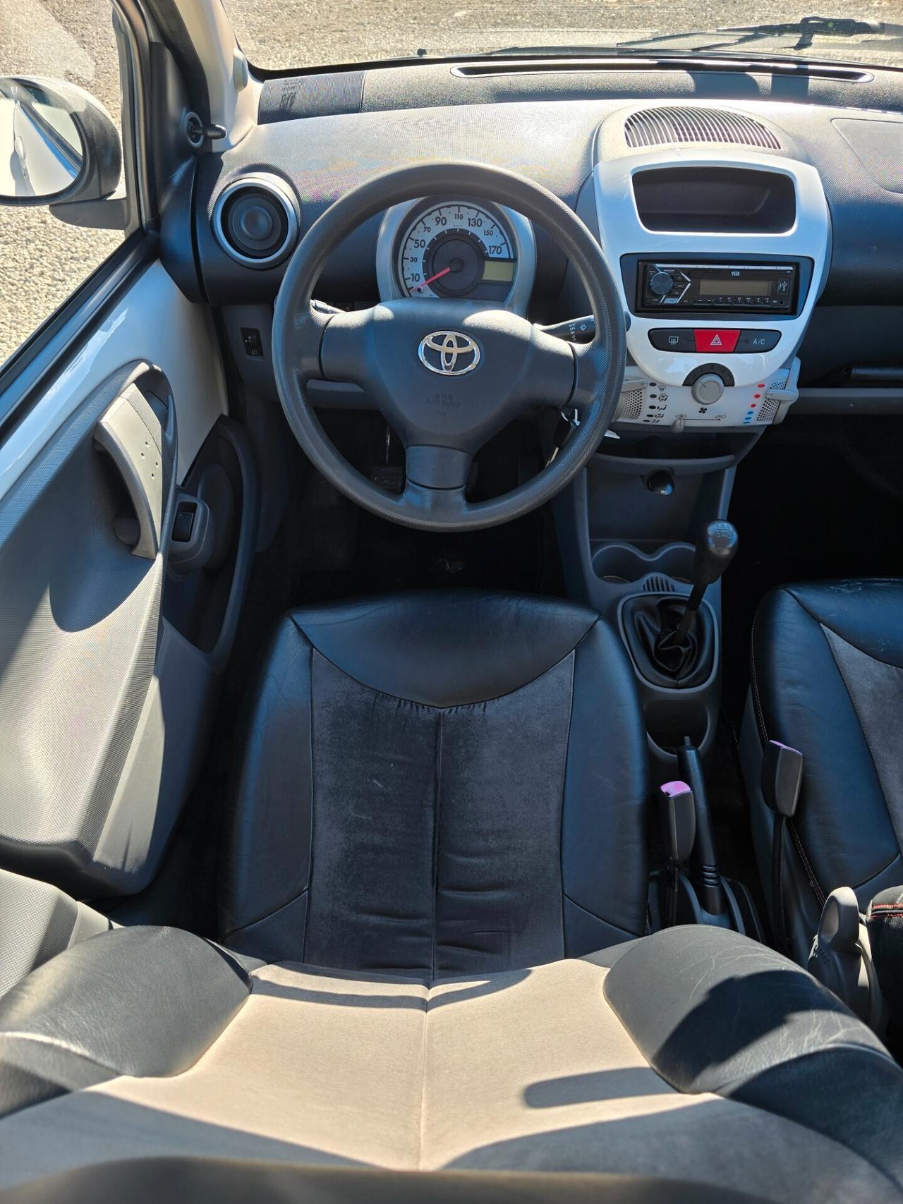 Toyota Aygo 1.0 12V VVT-i 5 porte