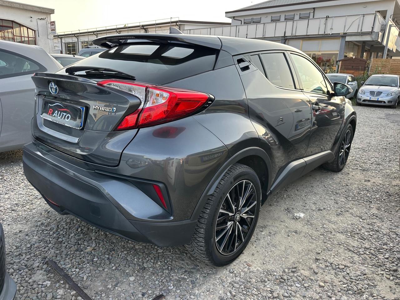 Toyota C-HR 1.8 Hybrid E-CVT Lime Beat Special Edition