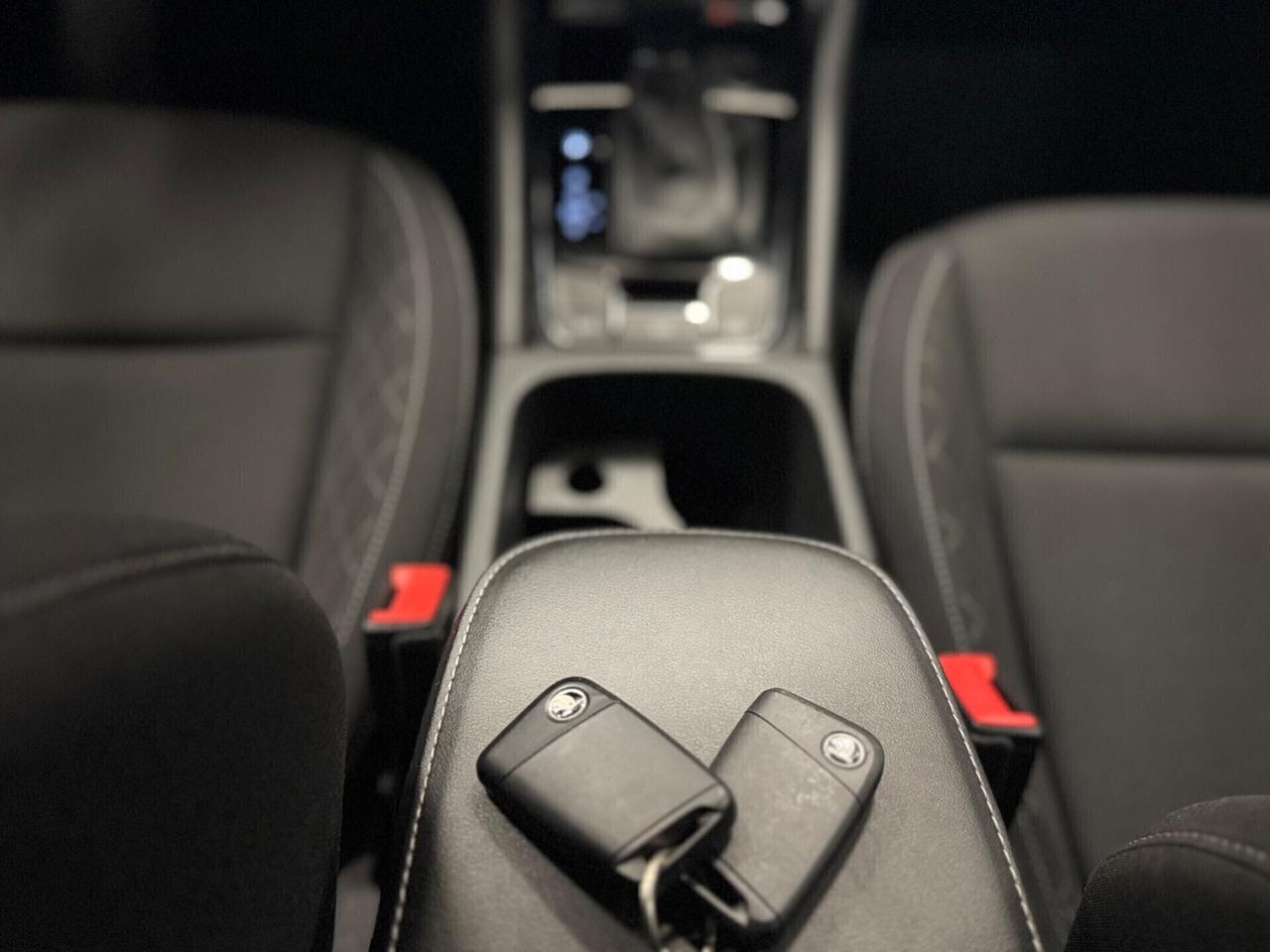 Skoda Karoq 2.0 TDI SCR 4x4 DSG SportLine-CONDIZIONI ECCELLENTI