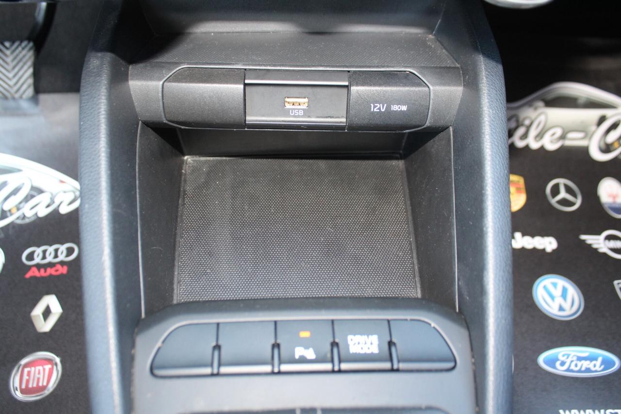 Kia Stonic 1.0 T-GDi 100 CV MHEV MT Urban Special Edition
