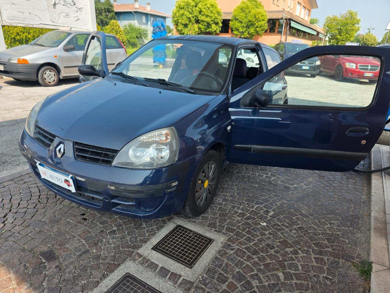 Renault Clio Storia 1.2 3 porte con 265.000km Gpl