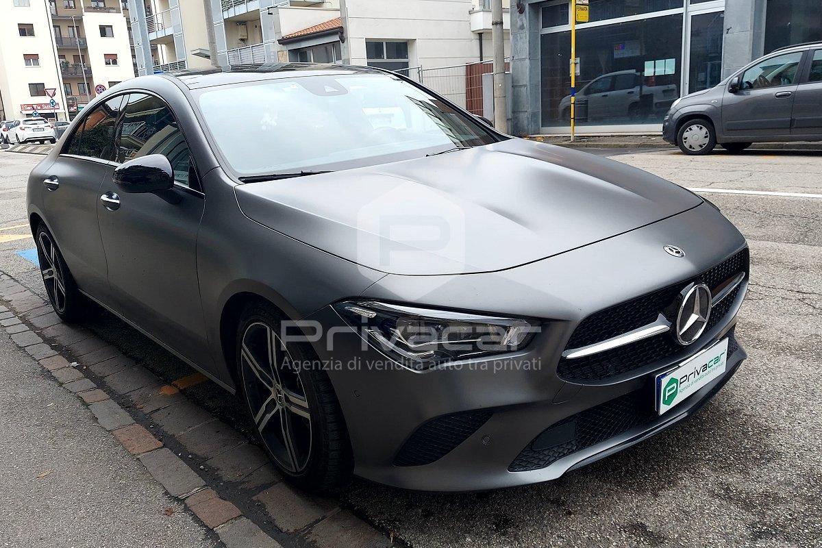 MERCEDES CLA 200 d Automatic Premium